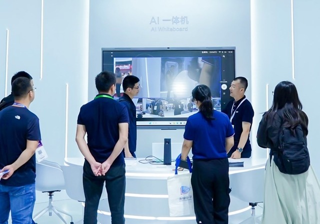 2026深圳国际全触与显示展品牌焕新升级 · 四大终端应用新引擎全面亮相(图4)