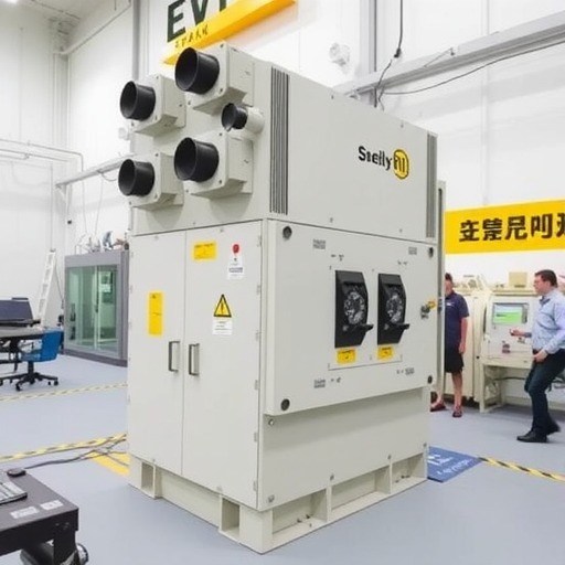 国际首台800千伏80千安断路器通过国家级技术鉴定(图1)